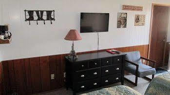 Drake Motel Blackduck Esterno foto