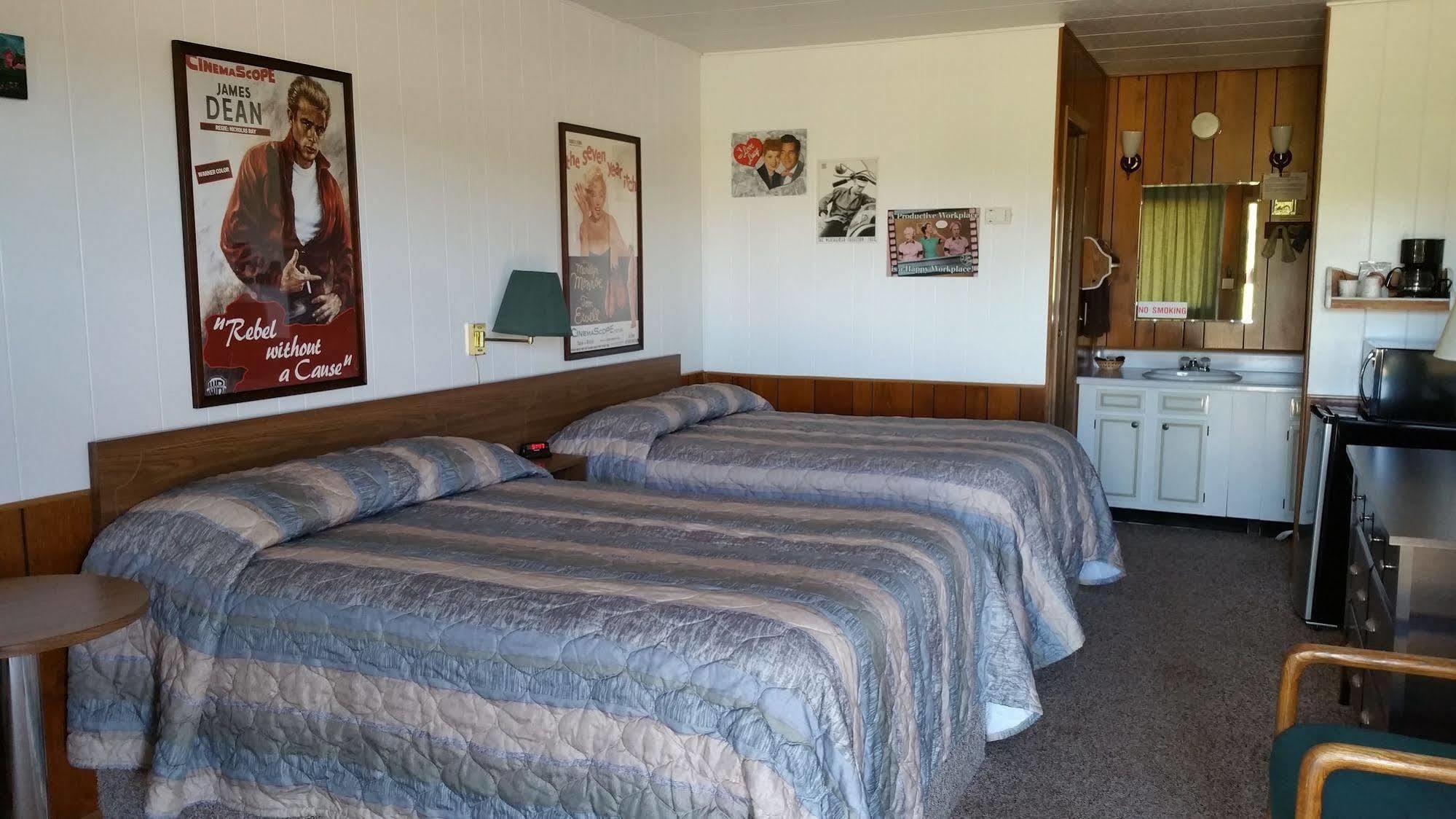 Drake Motel Blackduck Esterno foto